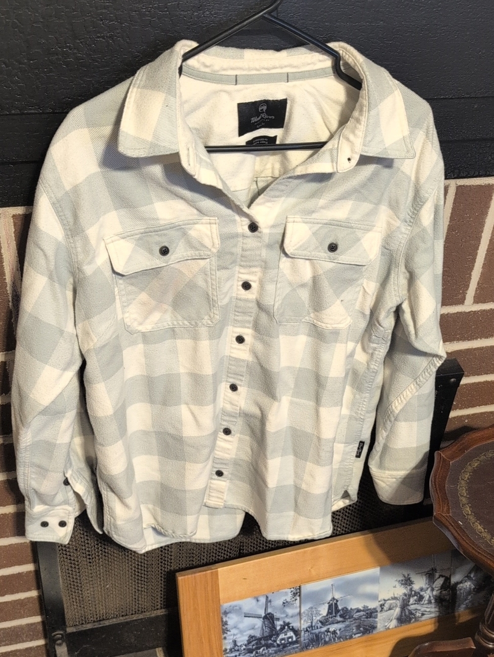 Casual Plaid Utility Jacket in Light Green & White